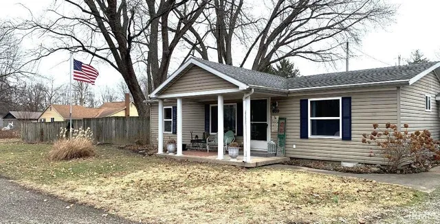 $158,500 | 639 East Washington Street, Veedersburg, IN 47987