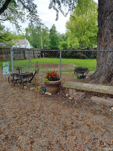 $158,500 | 639 East Washington Street, Veedersburg, IN 47987