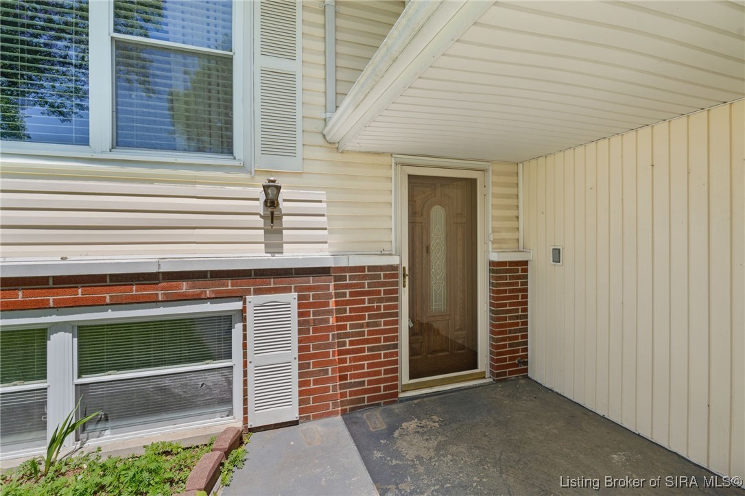 969 South Goshen Road Scottsburg, IN 47170 - Photo 26 of 47