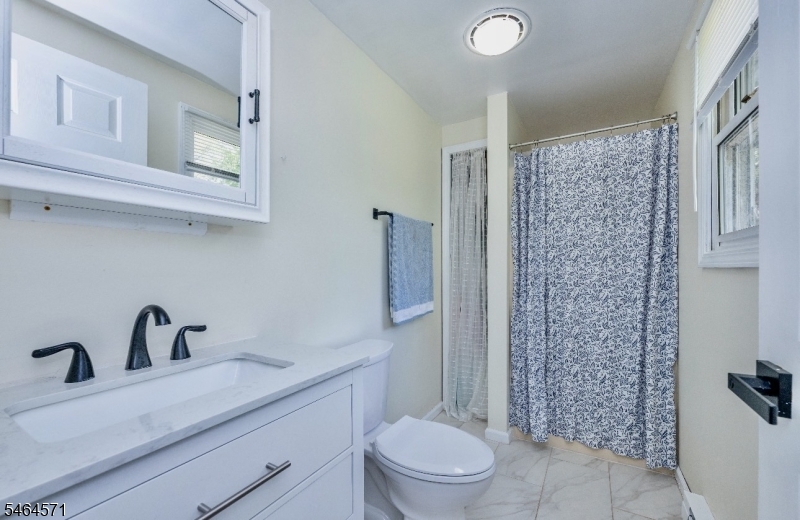 6 Upper Notch Road Vernon, NJ 07461 - Photo 13 of 32 Gallery Image 13