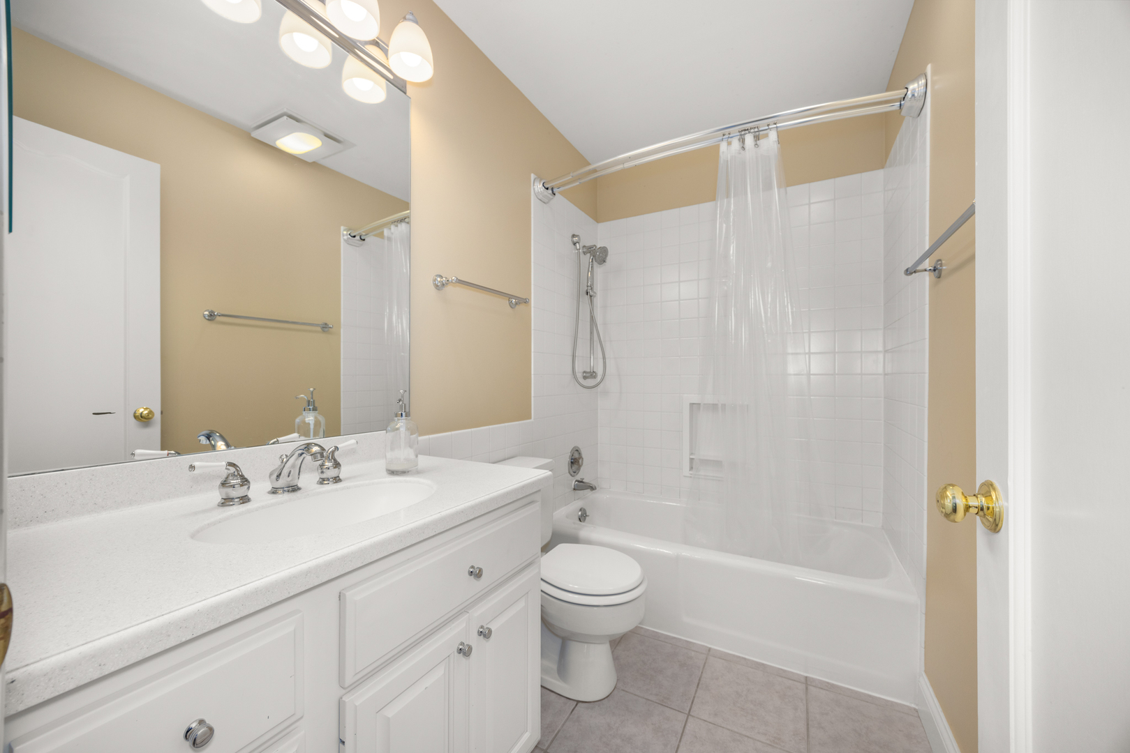 715 Smoke Tree Road Deerfield, IL 60015 - Photo 21 of 41 a bathroom with a sink a toilet and shower