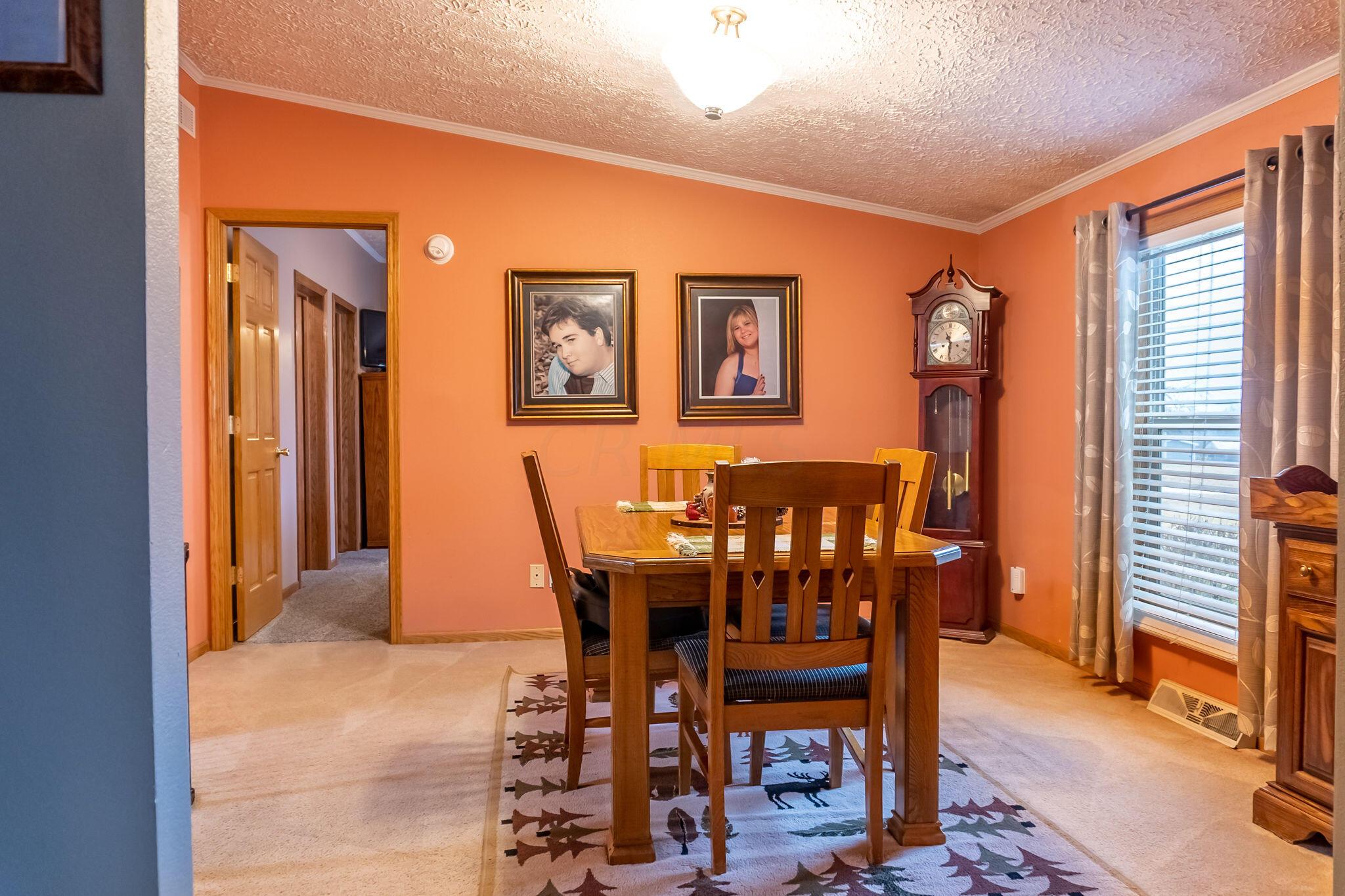 1514 Crissinger Road Marion, OH 43302 - Photo 19 of 42 Dining Area
