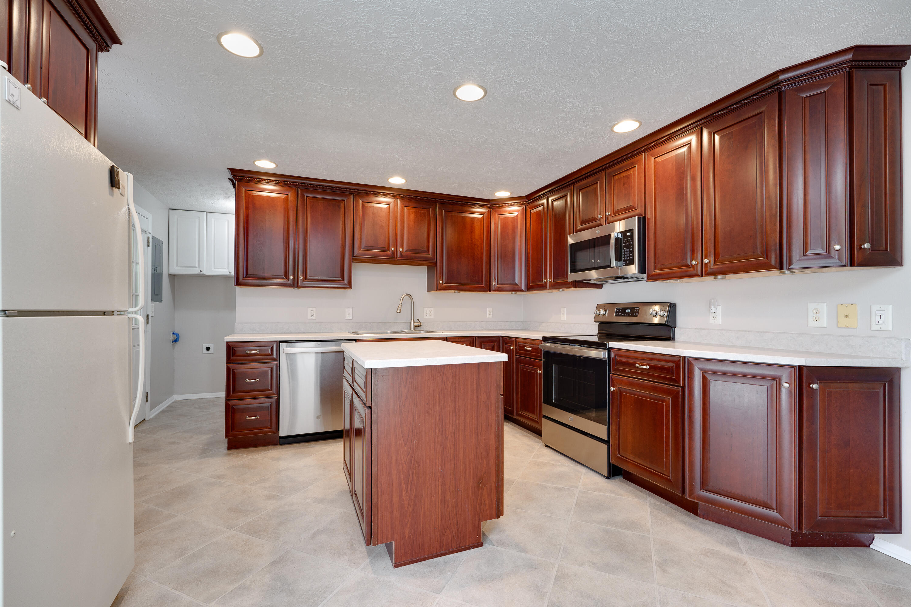2770 County Line Road Dayton, OH 45430 - Photo 12 of 55