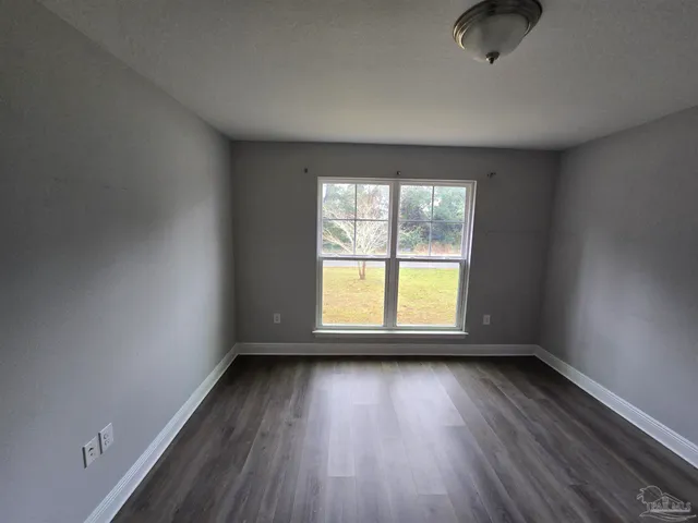 $347,500 | 5208 Aqua Vista Drive, Gulf Breeze, FL 32563