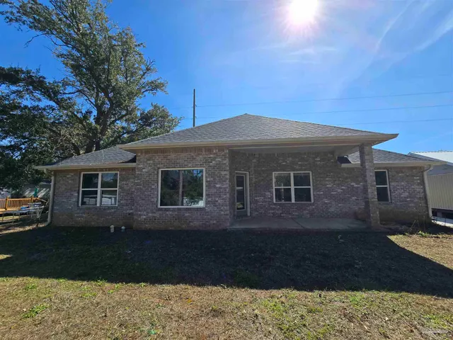 $347,500 | 5208 Aqua Vista Drive, Gulf Breeze, FL 32563