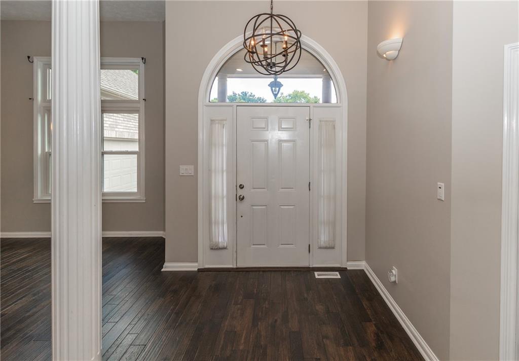 10778 Burning Ridge Lane Fishers, IN 46037 - Photo 5 of 41 Gallery Image 5