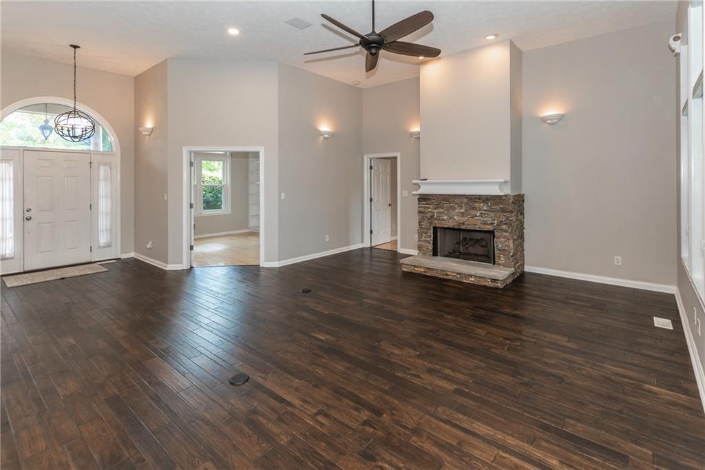 10778 Burning Ridge Lane Fishers, IN 46037 - Photo 8 of 41 Gallery Image 8
