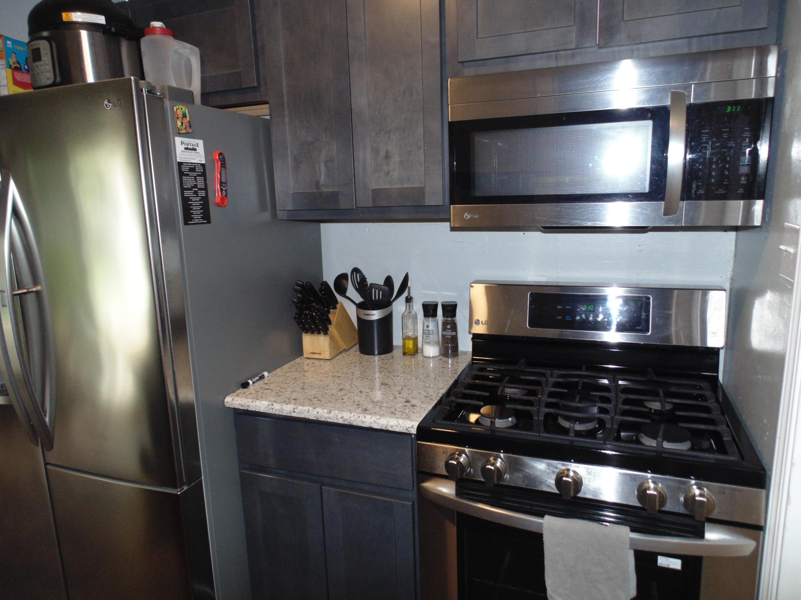 642 Oxbow Road Valparaiso, IN 46385 - Photo 15 of 34 2592x1944