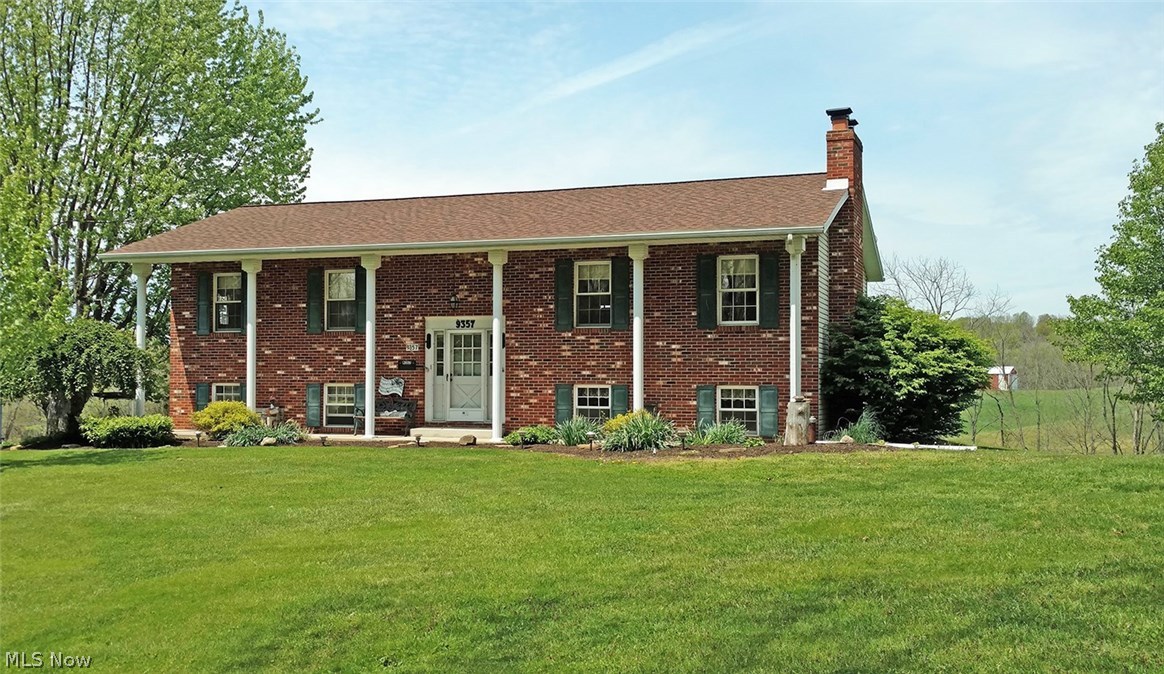 9357 Briar Road Magnolia, OH 44643 - Photo 3 of 11 Gallery Image 3
