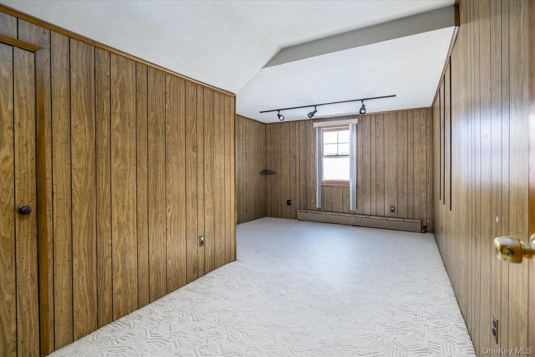 560 Stowe Avenue Baldwin, NY 11510 - Photo 18 of 25