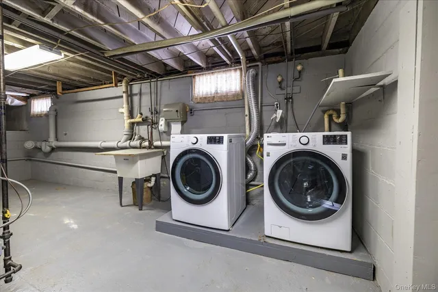 $638,000 | 560 Stowe Avenue, Baldwin, NY 11510