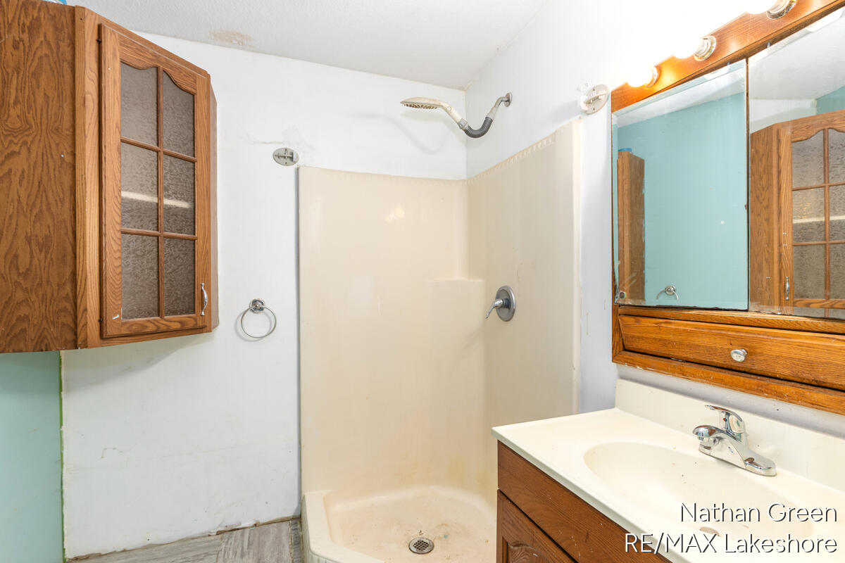 1267 Chatterson Road Muskegon, MI 49442 - Photo 15 of 19 1267-Chatterson_015
