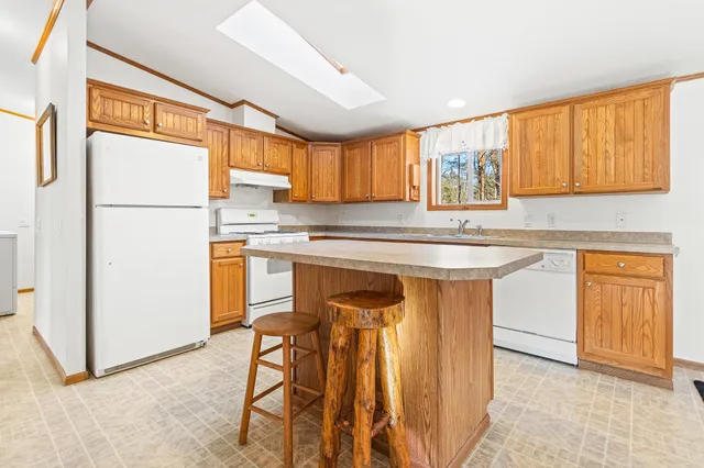 $270,000 | 42774 Sand River Road, Hinckley, MN 55037