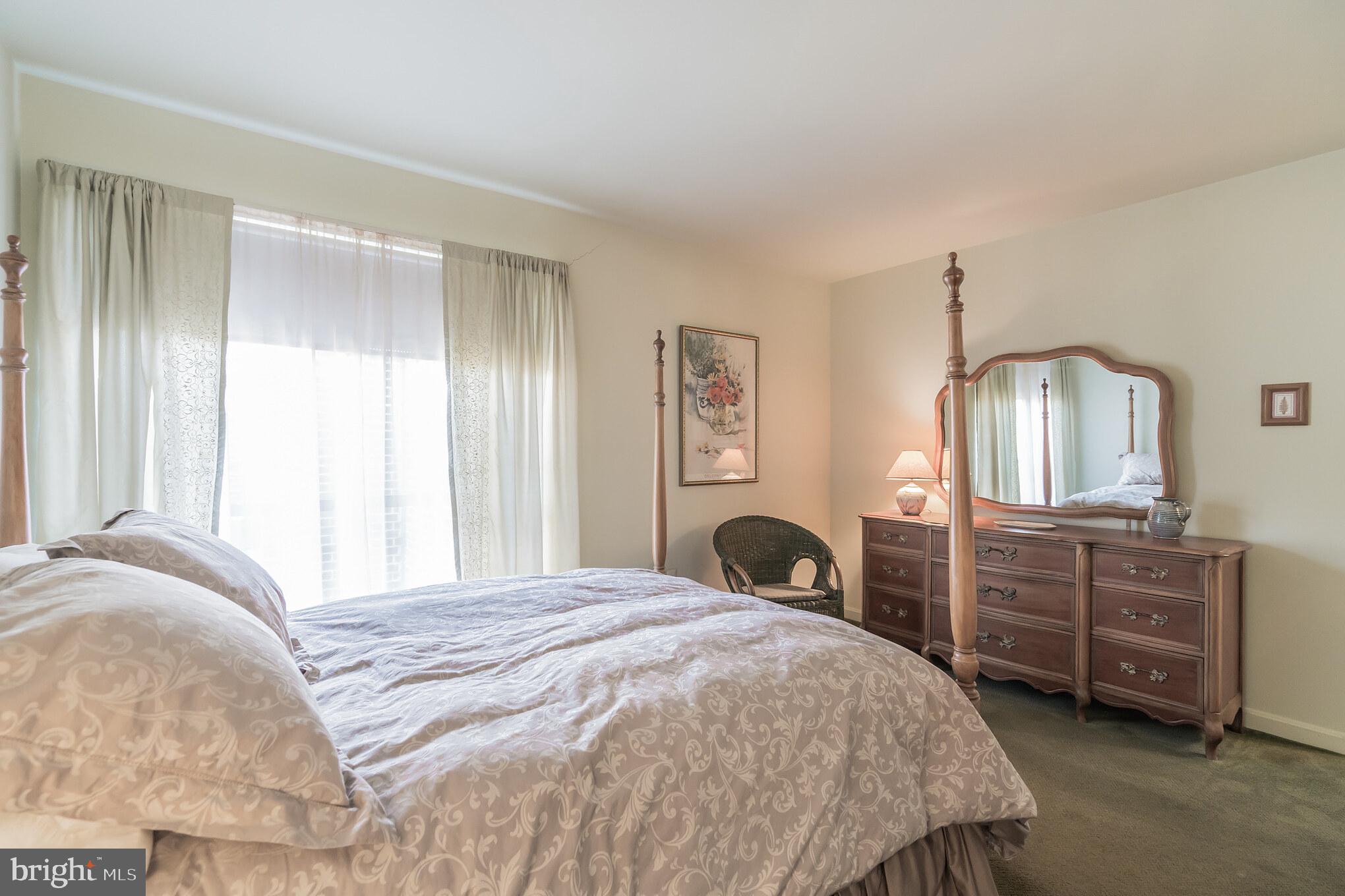 17801 Buehler Road Olney, MD 20832 - Photo 12 of 28 Gallery Image 12