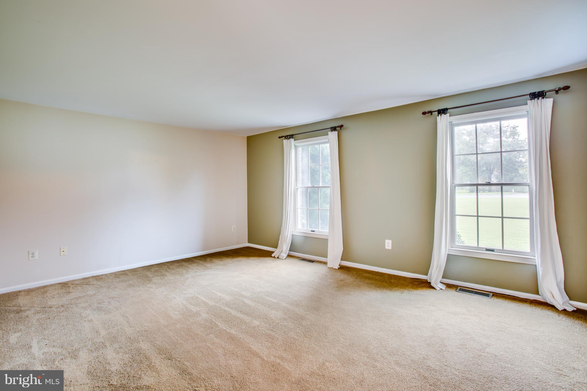 7221 Peppermill Road King George, VA 22485 - Photo 13 of 30 Living Room