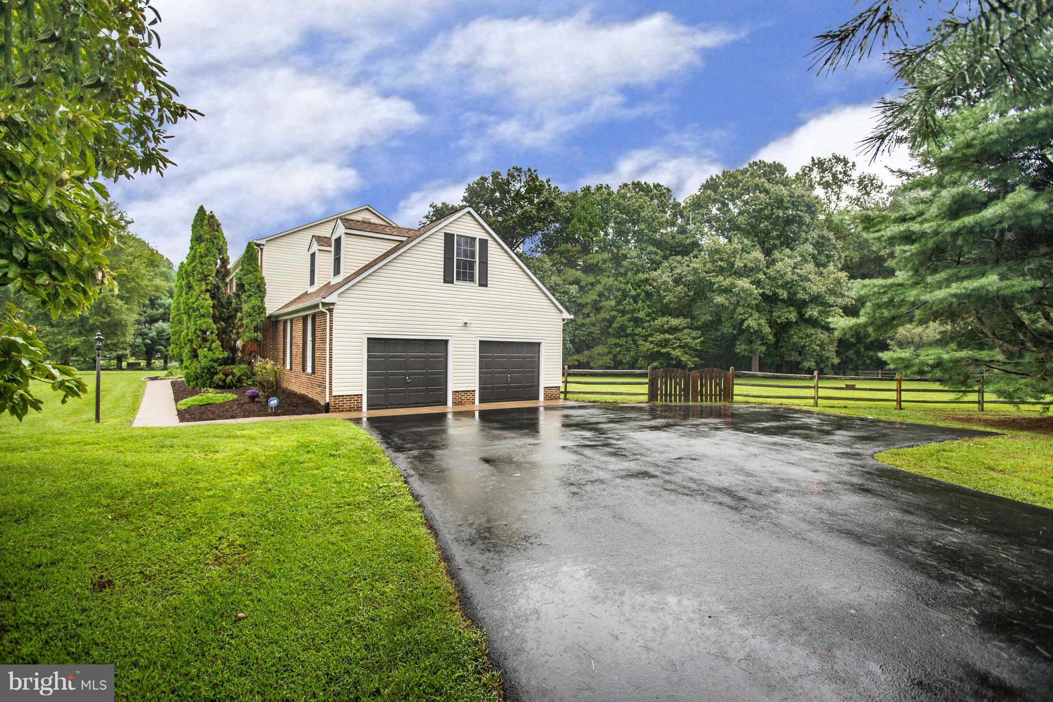 7221 Peppermill Road King George, VA 22485 - Photo 4 of 30 True 2 Car, Side Load Garage