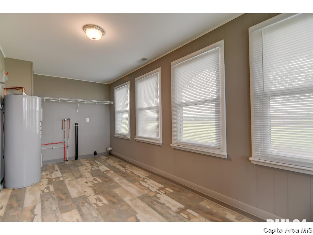 13933 North Pawnee Road Pawnee, IL 62558 - Photo 25 of 36