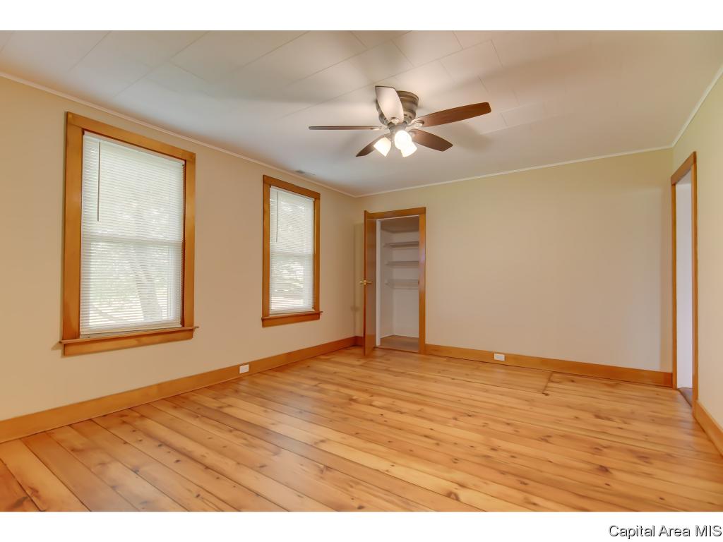 13933 North Pawnee Road Pawnee, IL 62558 - Photo 26 of 36