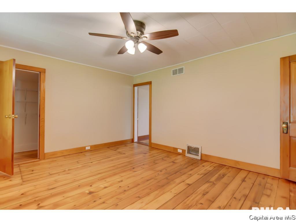 13933 North Pawnee Road Pawnee, IL 62558 - Photo 27 of 36
