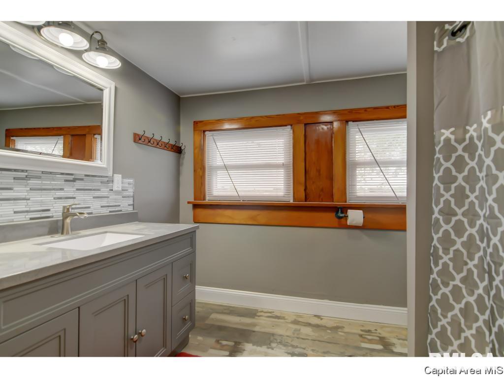 13933 North Pawnee Road Pawnee, IL 62558 - Photo 32 of 36