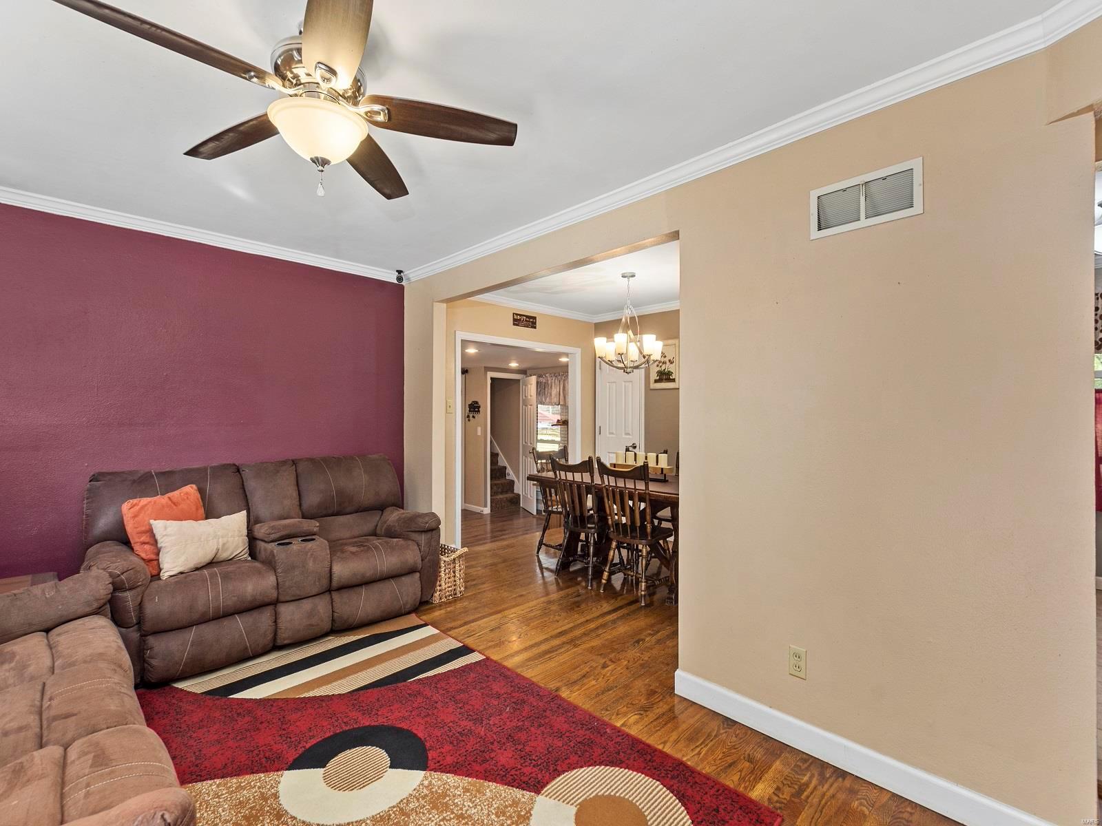 116 Applegate Lane Ballwin, MO 63011 - Photo 11 of 19 Gallery Image 11