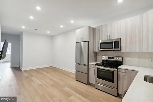 $650 | 3843 Haverford Avenue, Unit D, Philadelphia, PA 19104