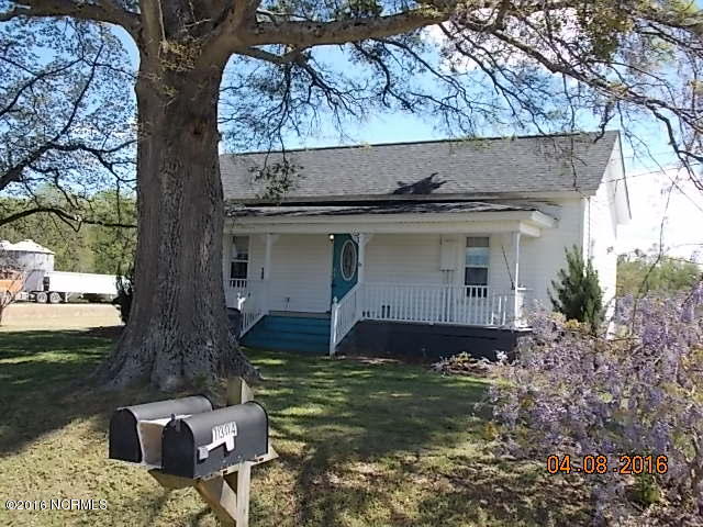 1309 Girl Scout Road Kinston, NC 28501 - Photo 1 of 13 Front