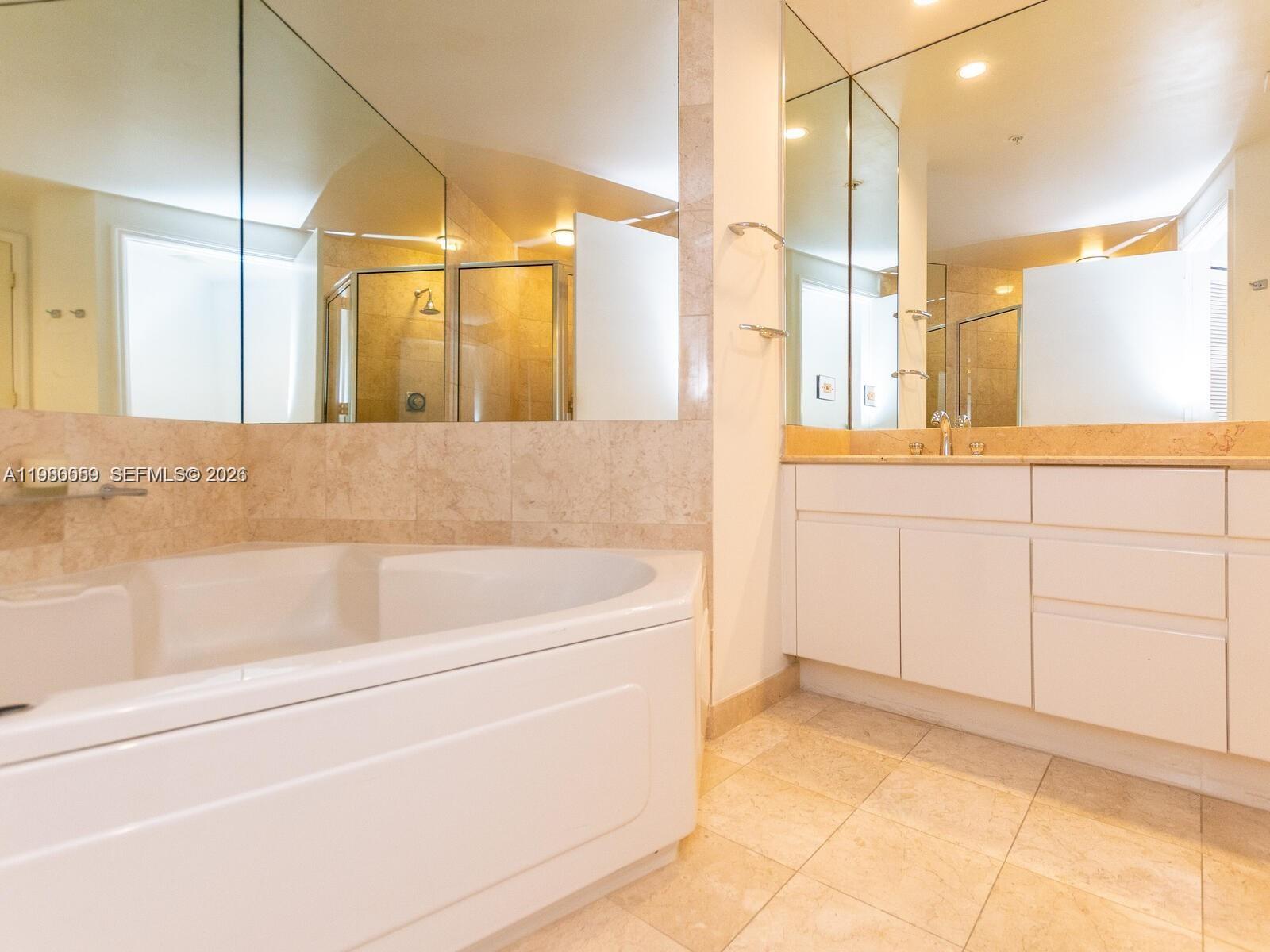 848 Brickell Key Drive, Unit 1201 Miami, FL 33131 - Photo 22 of 61