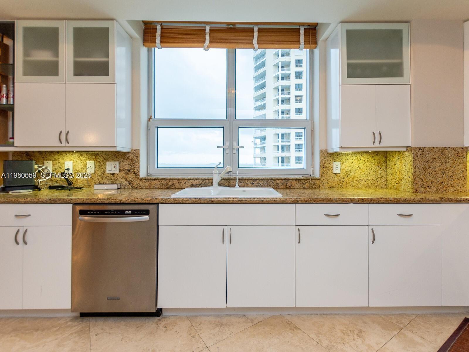 848 Brickell Key Drive, Unit 1201 Miami, FL 33131 - Photo 44 of 61
