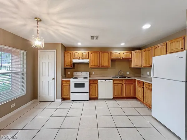 $1,399 | 5231 27th Street Southwest, Lehigh Acres, FL 33973