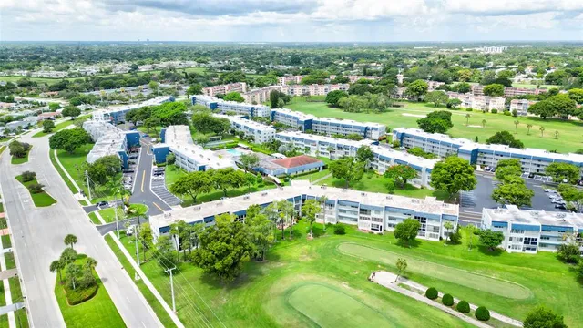 $1,300 | 7787 Golf Cir Drive, Unit 105, Margate, FL 33063