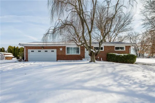 $185,000 | 1032 Greensburg Pike, West Newton, PA 15089