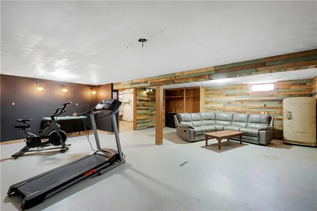 $185,000 | 1032 Greensburg Pike, West Newton, PA 15089