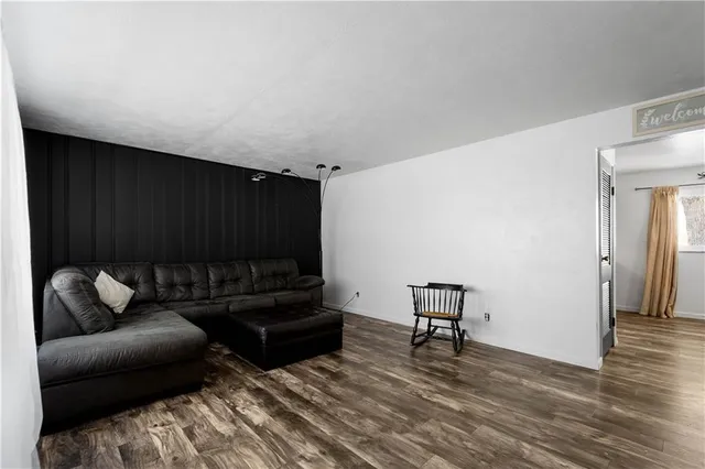 $185,000 | 1032 Greensburg Pike, West Newton, PA 15089