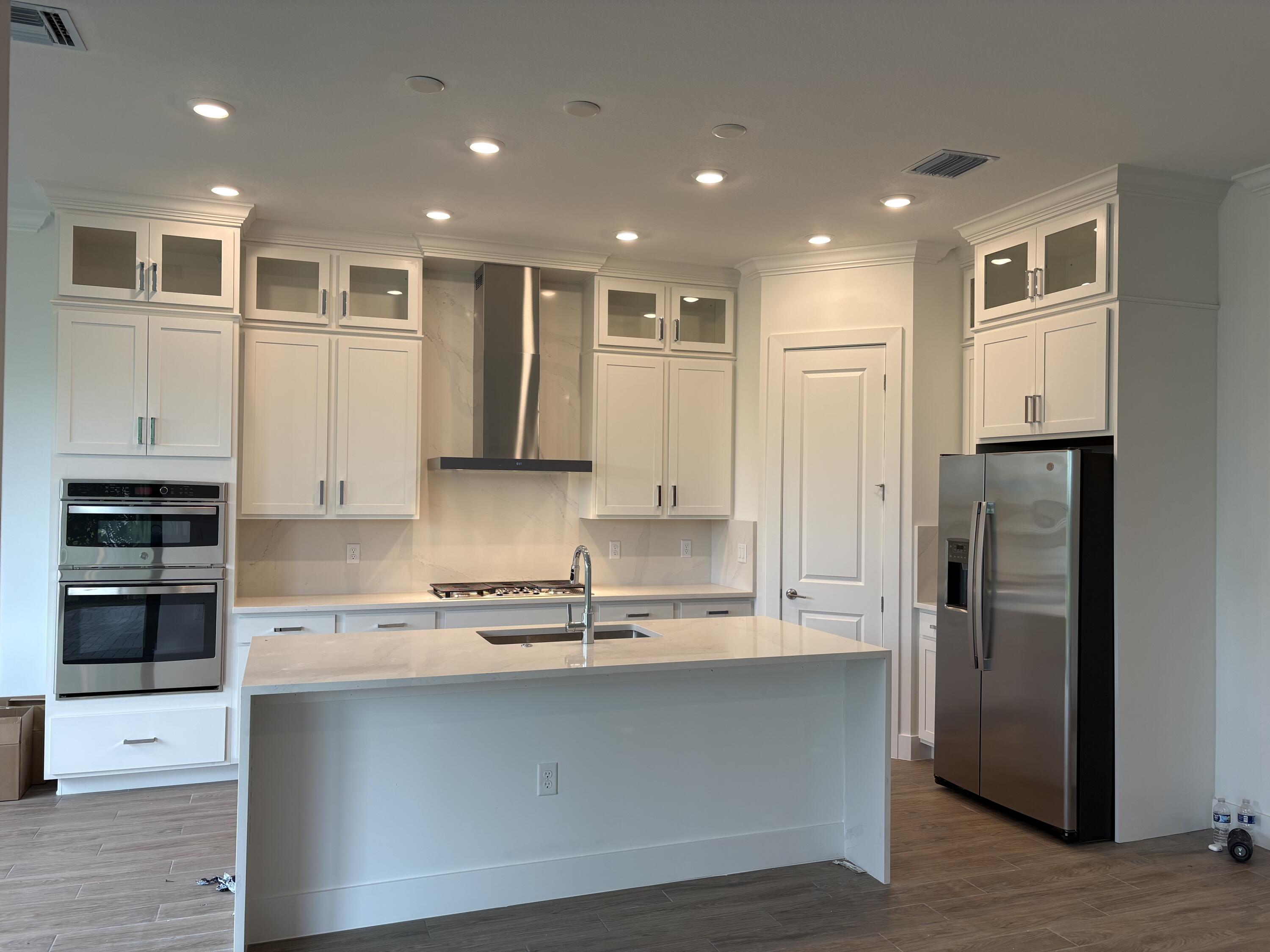 1012 Raleigh Way Wellington, FL 33414 - Photo 2 of 28 Vienna Kitchen Homesite 6
