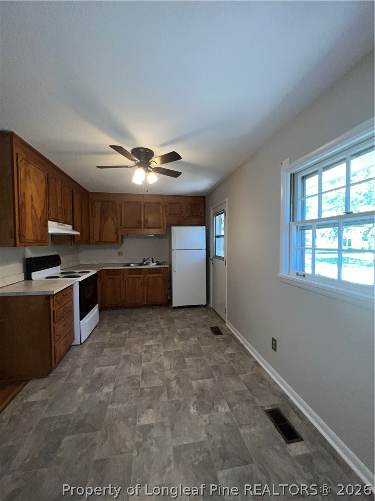 2904 Collingwood Street Spring Lake, NC 28390 - Photo 6 of 19