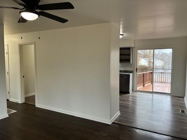 1611 South Queen Ridge Way Independence, MO 64050 - Photo 10 of 54