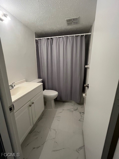 12498 Riverside Drive, Unit 104 Fort Myers, FL 33919 - Photo 10 of 23