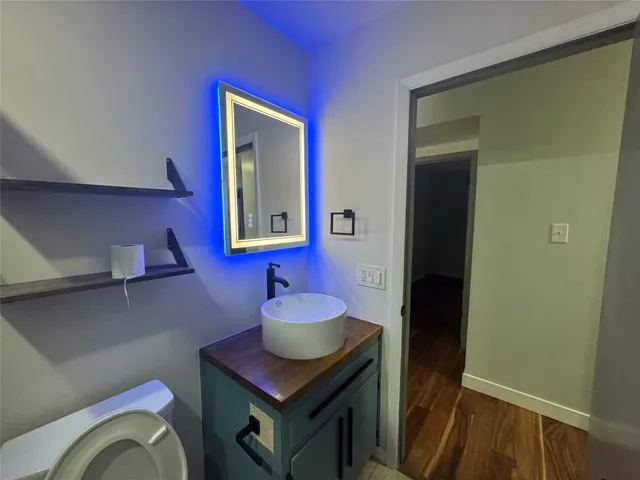 $2,399 | 11813 Highland Oaks Trail, Austin, TX 78759