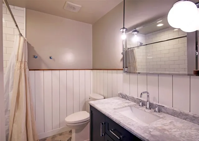 $2,399 | 11813 Highland Oaks Trail, Austin, TX 78759