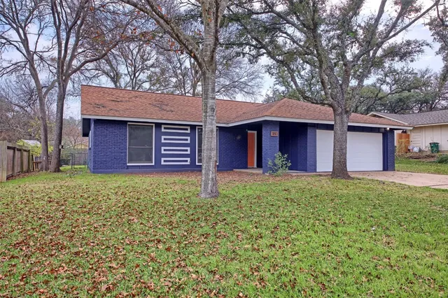 $2,399 | 11813 Highland Oaks Trail, Austin, TX 78759