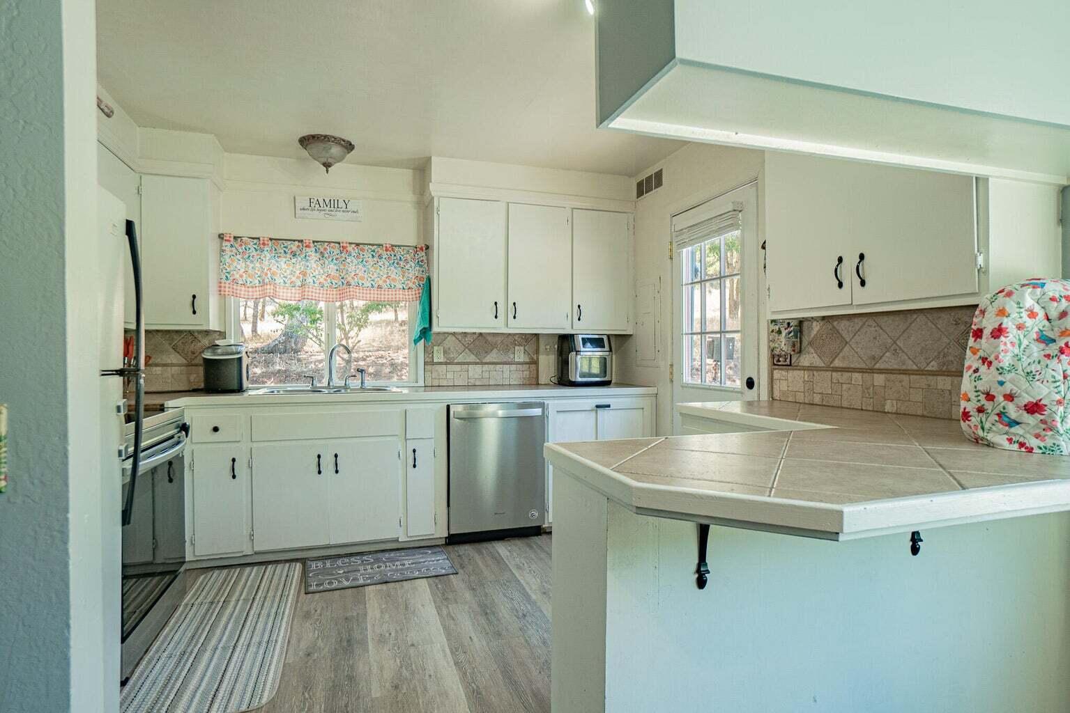 Granite kitchen 2good