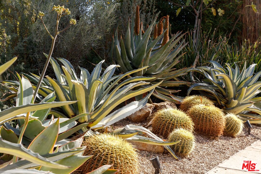 7500 Devista Drive Los Angeles, CA 90046 - Photo 37 of 41