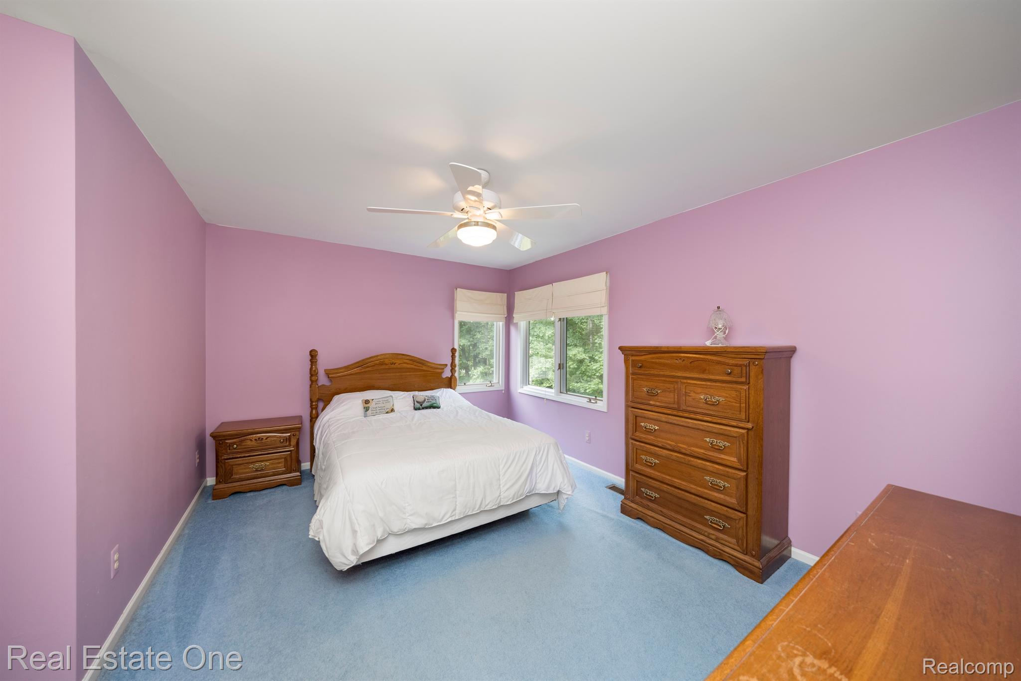 2520 South Commerce Road Walled Lake, MI 48390 - Photo 21 of 56 Primary Bedroom