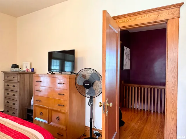 $139,900 | 404 East 5th Street, Johnston City, IL 62951