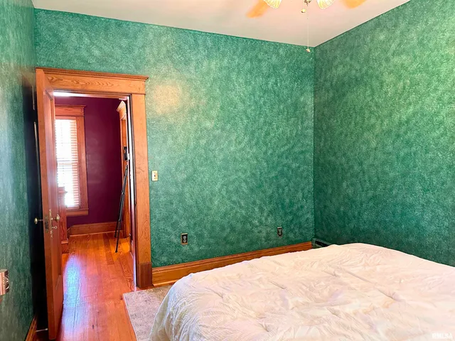 $139,900 | 404 East 5th Street, Johnston City, IL 62951