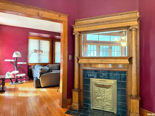 $139,900 | 404 East 5th Street, Johnston City, IL 62951