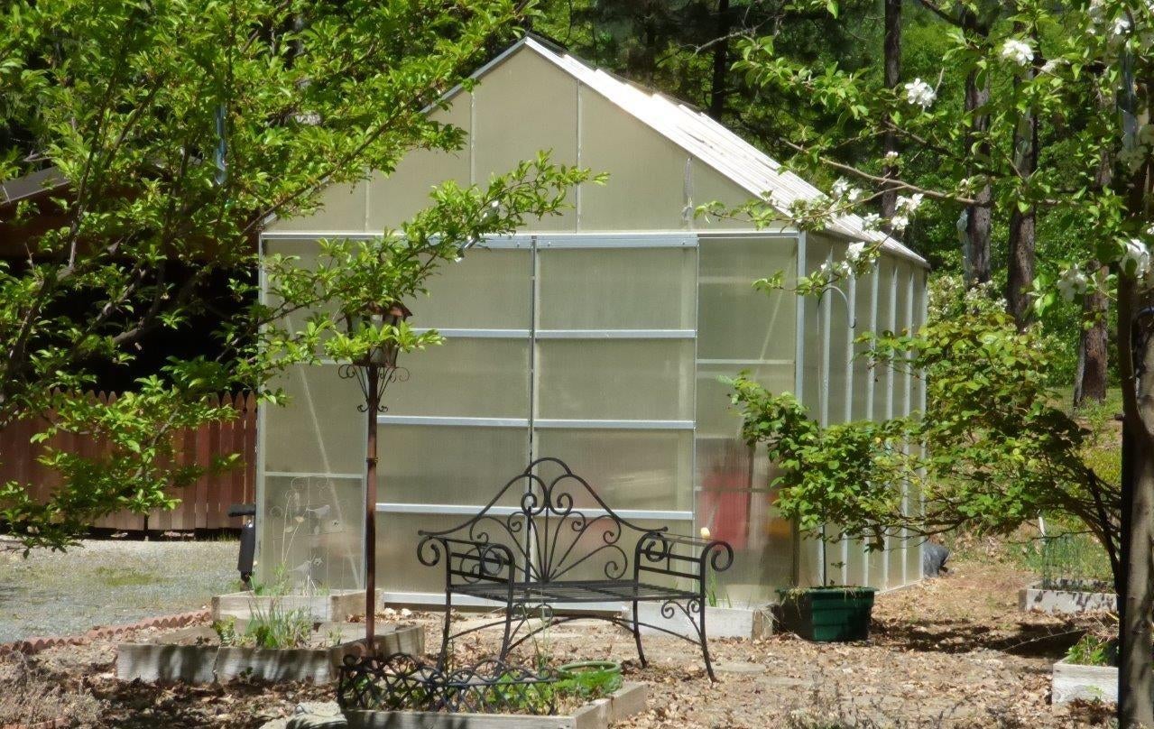 6520 Tunnel Loop Road Grants Pass, OR 97526 - Photo 49 of 69 Greenhouse