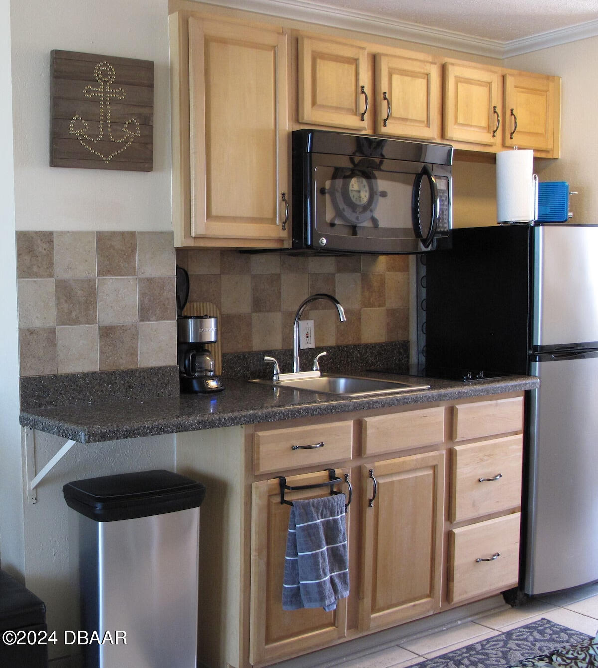 701 North Atlantic Avenue, Unit 306 Daytona Beach, FL 32118 - Photo 2 of 22 306 kitchen