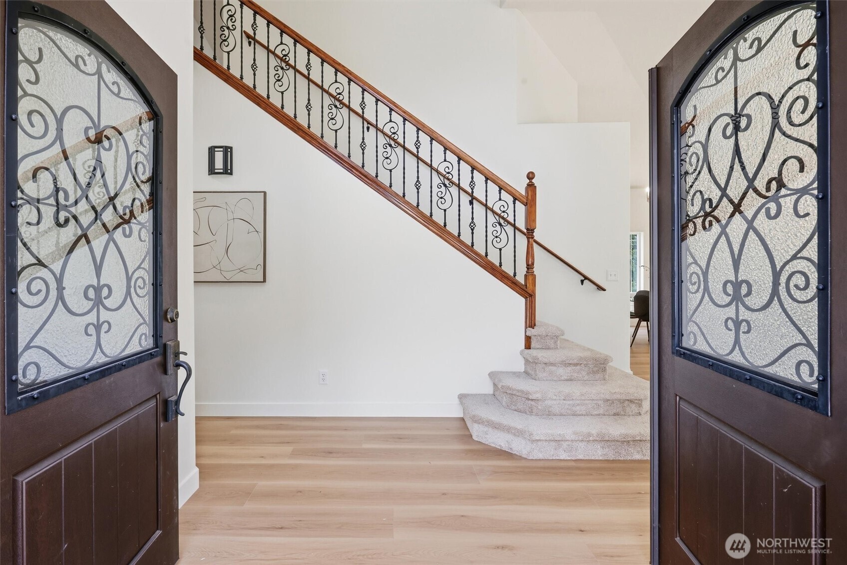5523 East Wishon Road Snohomish, WA 98290 - Photo 3 of 39 a view of entryway
